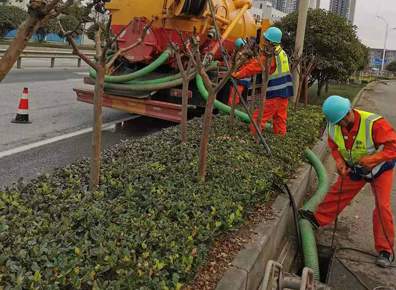 措美市政管道清淤